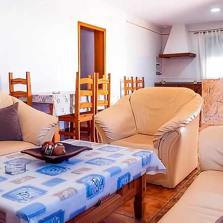 Chalet Vacacional Con Piscina Y Jardin Privado En Conil De La Frontera, A 17 Min De La Playa - Es-180-12 *
